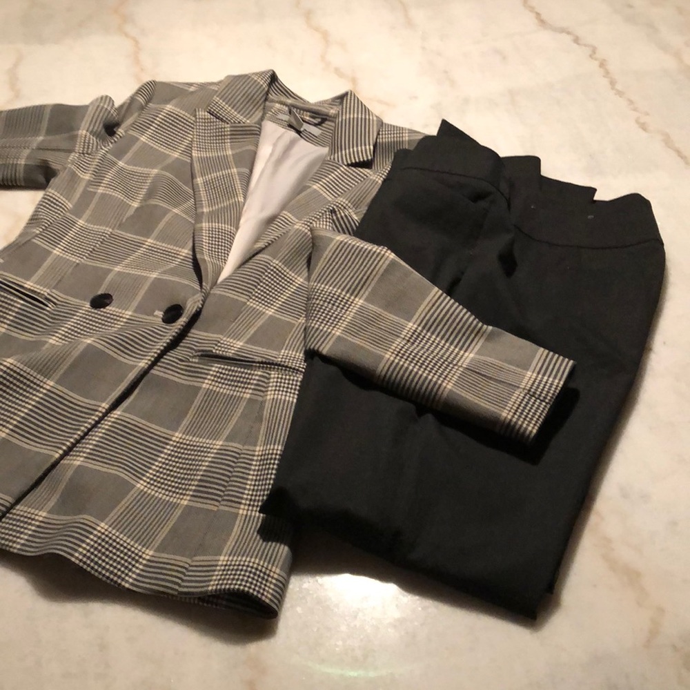 Ann Taylor grey pants.Signature cut.